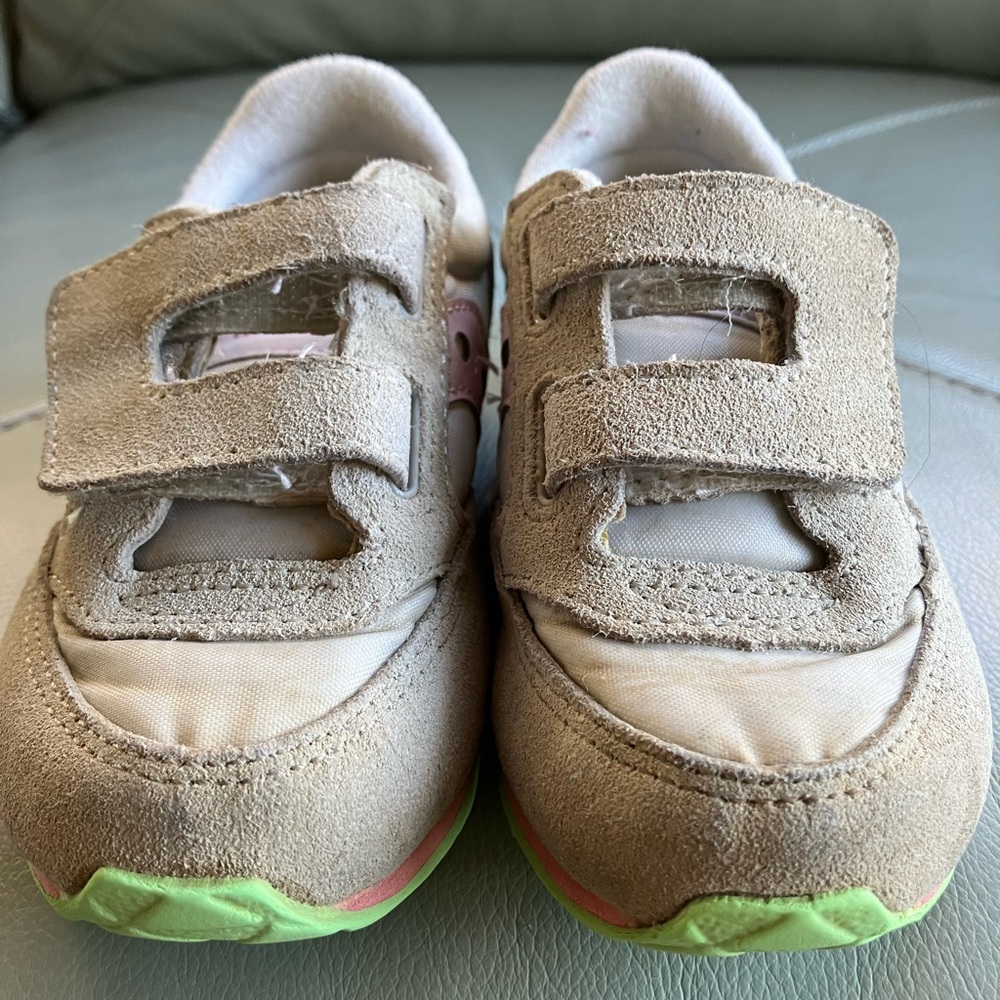 Saucony toddler sneakers